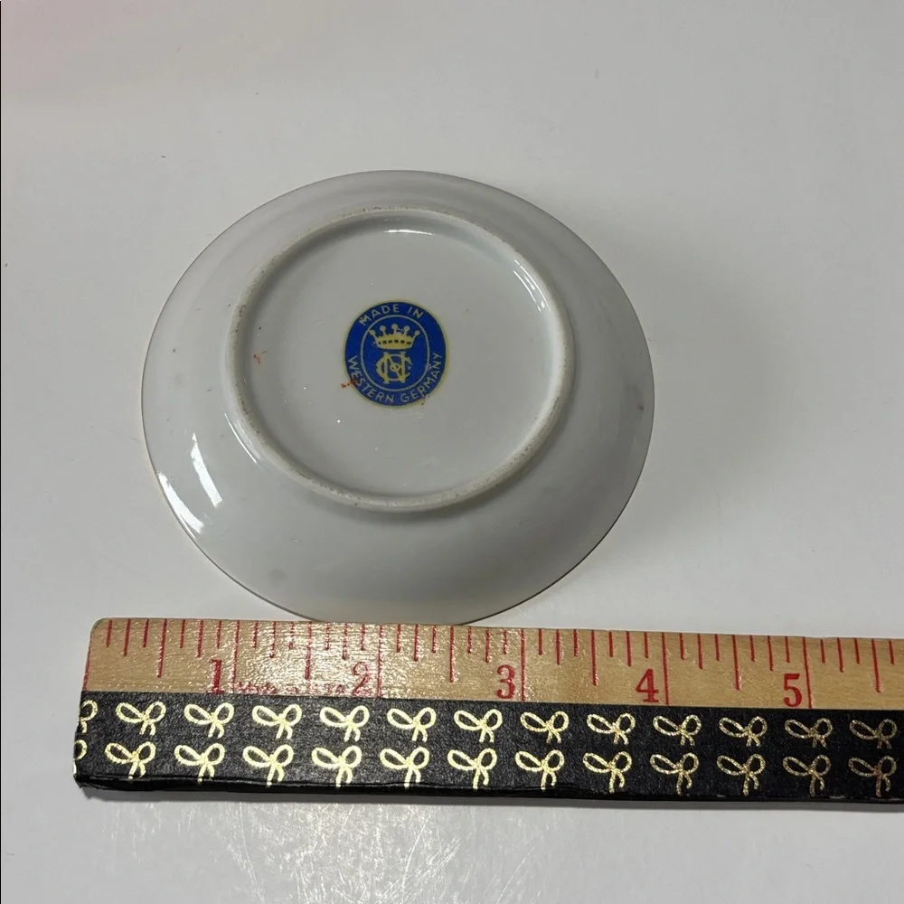 Queen Elizabeth II Decorative Plate Ring Dish QE2 Queen Elizabeth Ring dish VTG